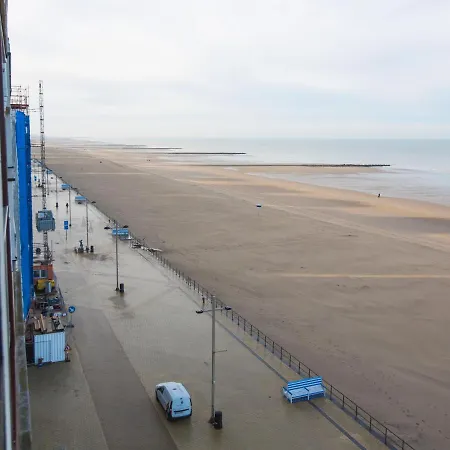 Apartamento In Belgium With Stunning Sea View *